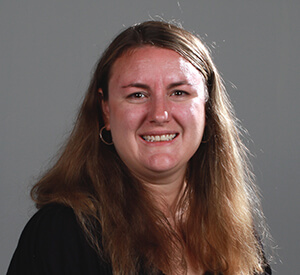 Dr. Sarah Miller-Boelts